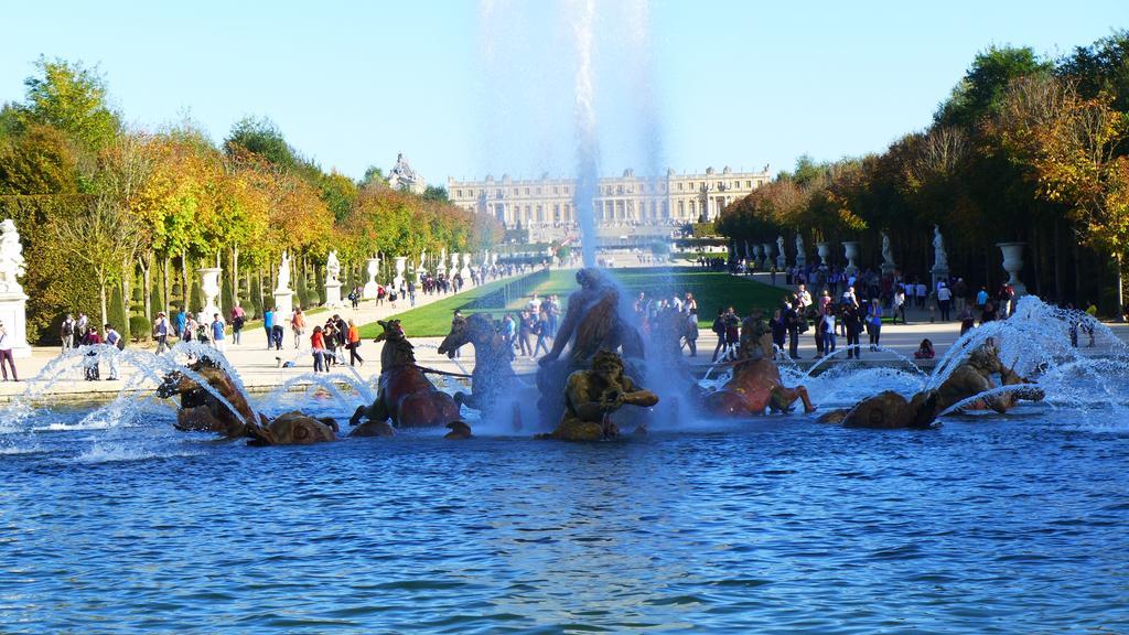 Les Versaillaises Версаль Экстерьер фото